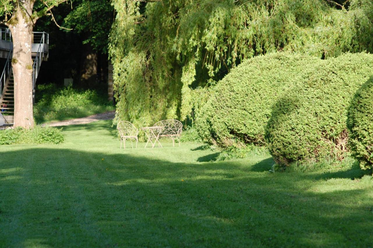 Gite Dans Un Domaine Historique Chevreuse Bagian luar foto