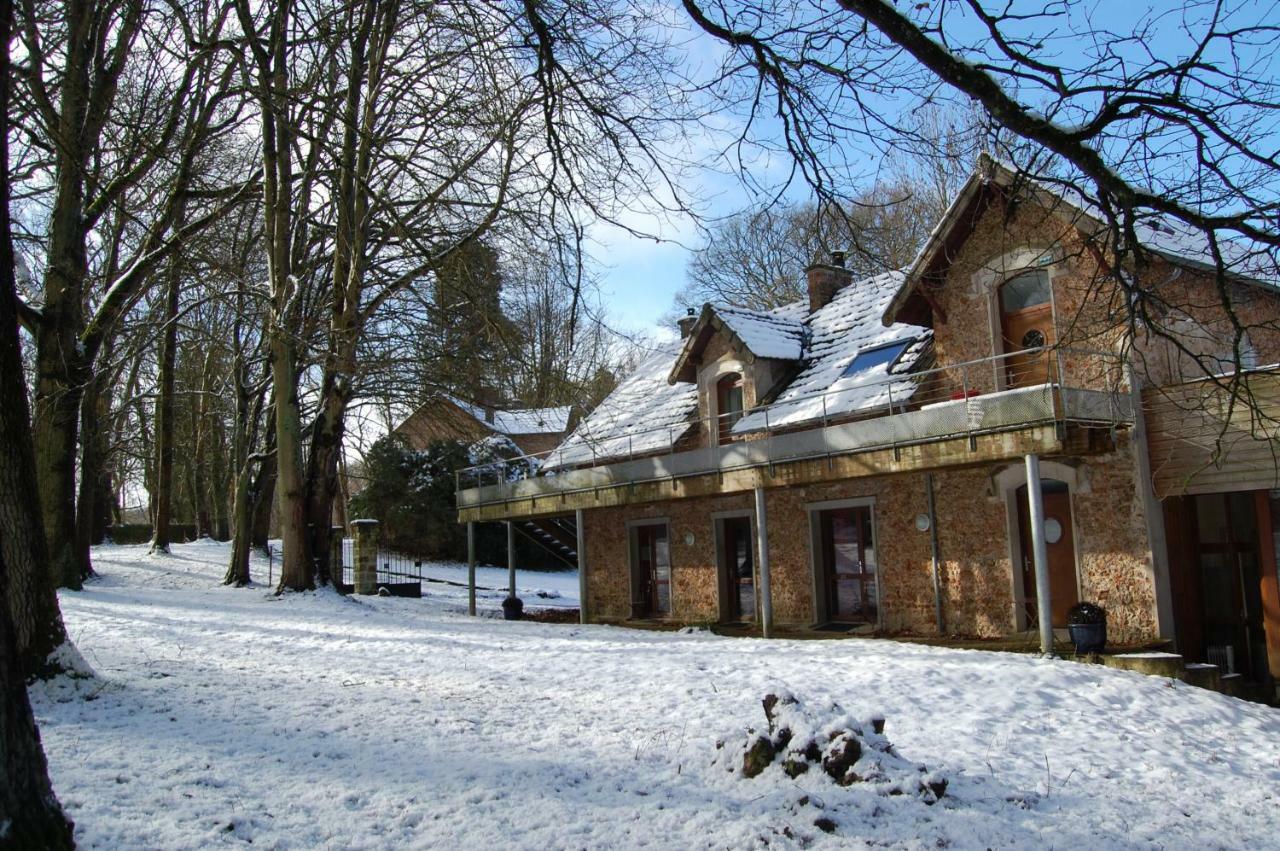 Gite Dans Un Domaine Historique Chevreuse Bagian luar foto